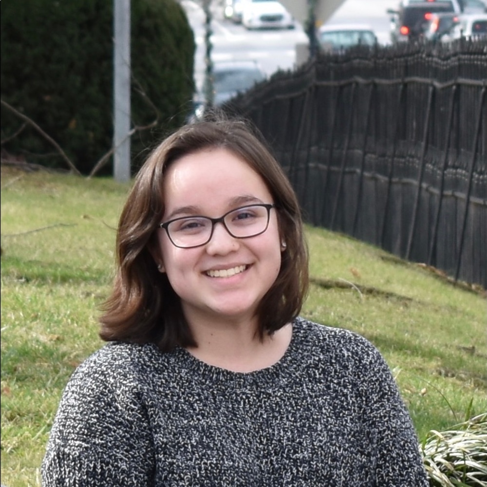 Meet your Posher, Gabriela